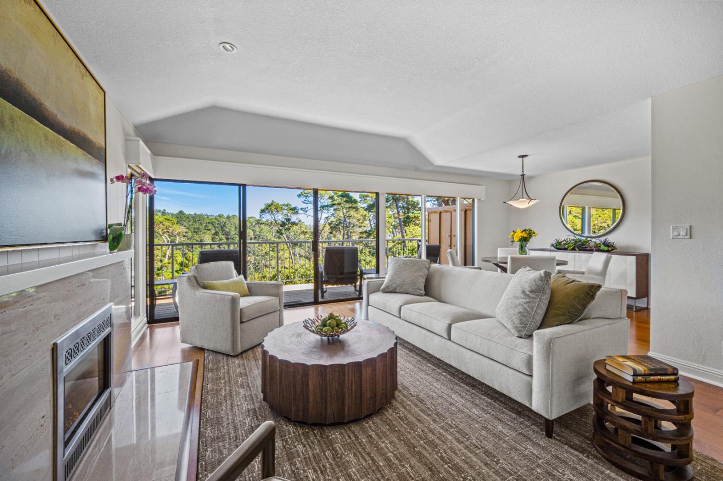 Detail Gallery Image 7 of 31 For 221 Del Mesa Carmel, Carmel,  CA 93923 - 2 Beds | 2 Baths