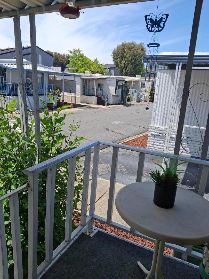 Detail Gallery Image 4 of 16 For 2150 Almaden Rd #93,  San Jose,  CA 95125 - 1 Beds | 1 Baths