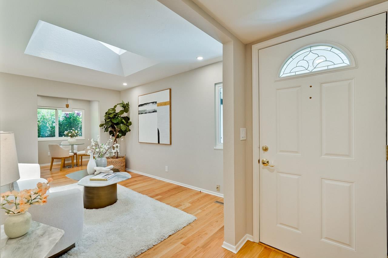 Detail Gallery Image 15 of 48 For 835 Rose Blossom Dr, Cupertino,  CA 95014 - 3 Beds | 2 Baths