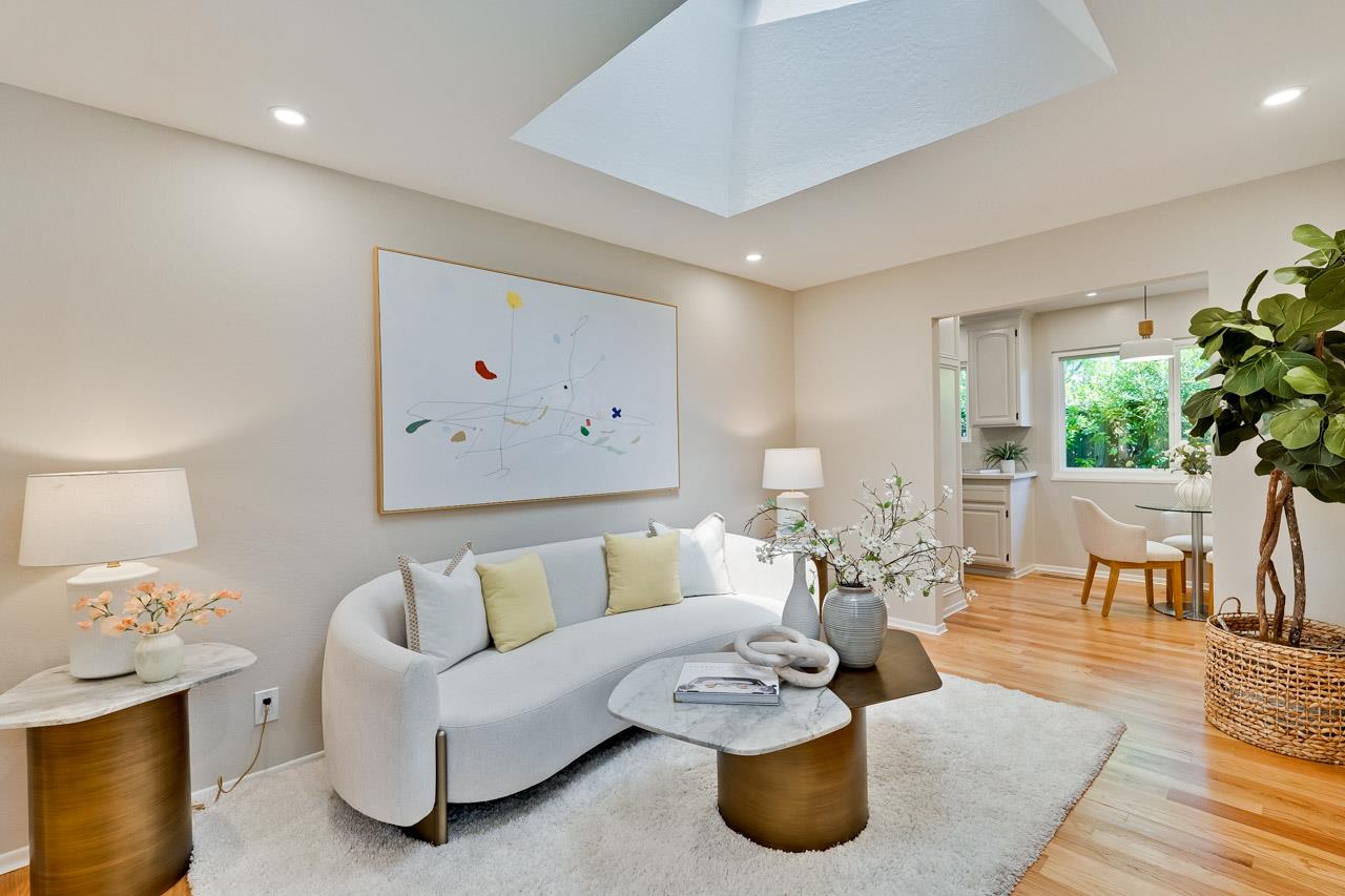 Detail Gallery Image 16 of 48 For 835 Rose Blossom Dr, Cupertino,  CA 95014 - 3 Beds | 2 Baths