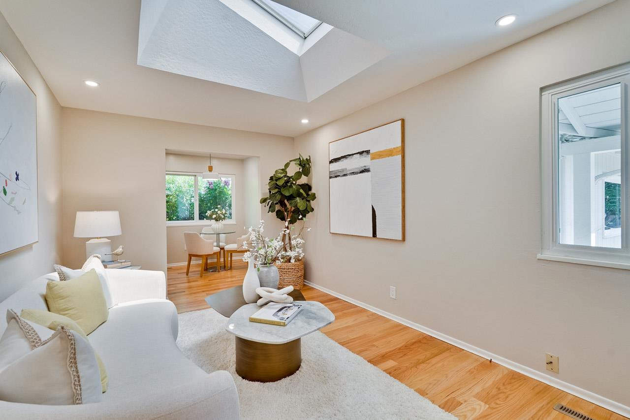 Detail Gallery Image 17 of 48 For 835 Rose Blossom Dr, Cupertino,  CA 95014 - 3 Beds | 2 Baths