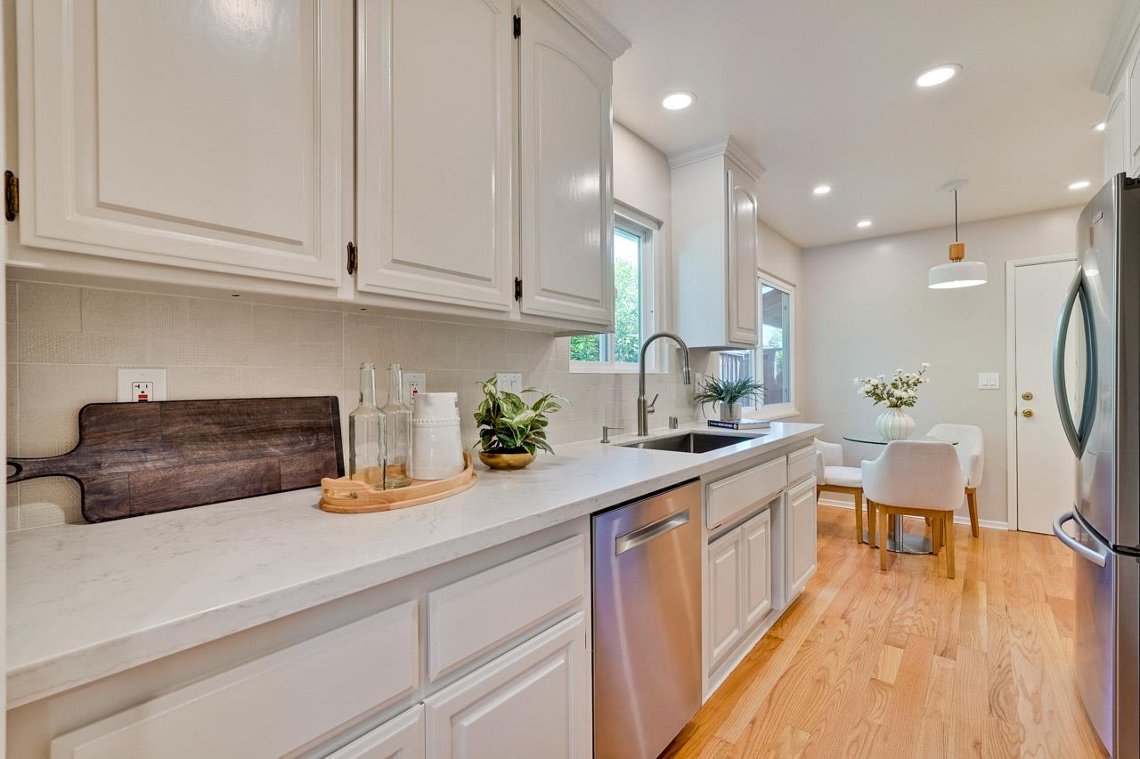 Detail Gallery Image 21 of 48 For 835 Rose Blossom Dr, Cupertino,  CA 95014 - 3 Beds | 2 Baths