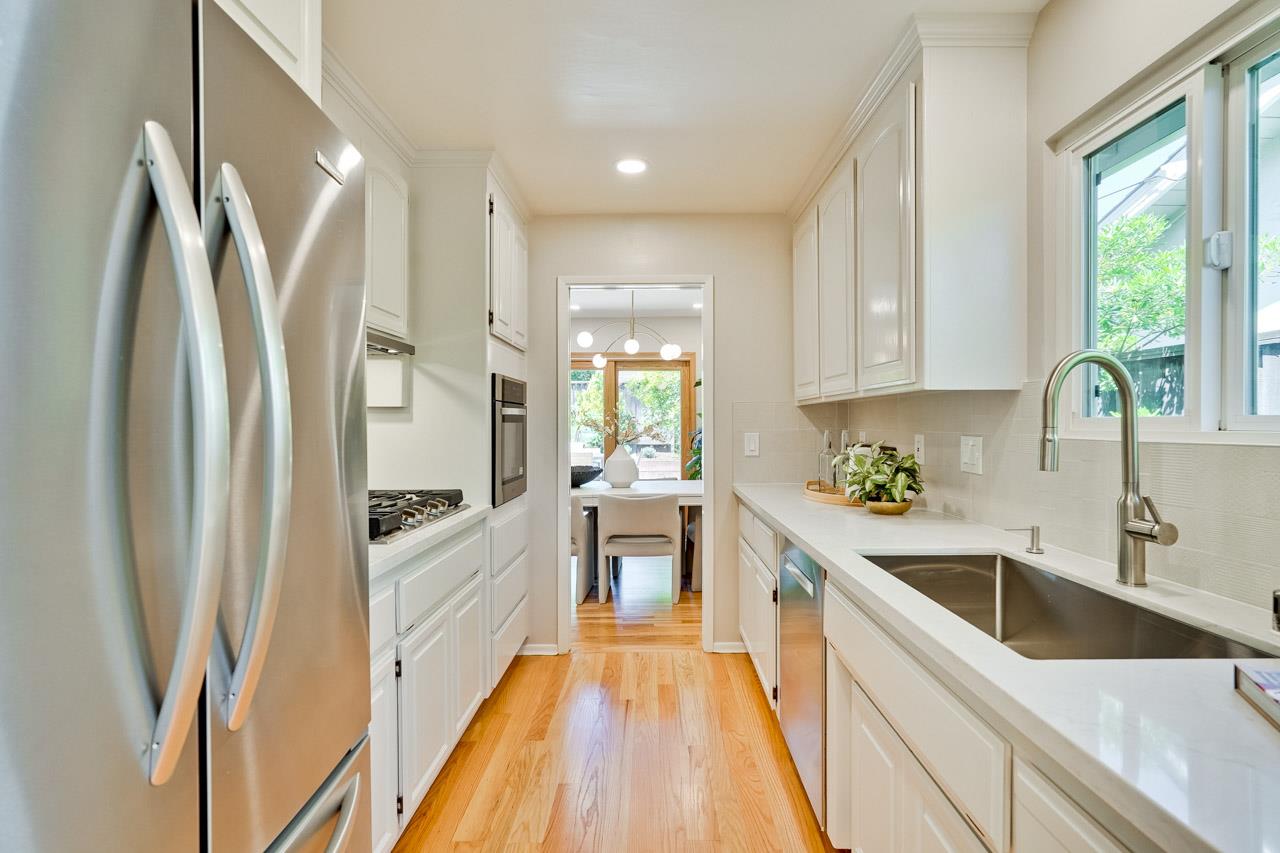 Detail Gallery Image 24 of 48 For 835 Rose Blossom Dr, Cupertino,  CA 95014 - 3 Beds | 2 Baths