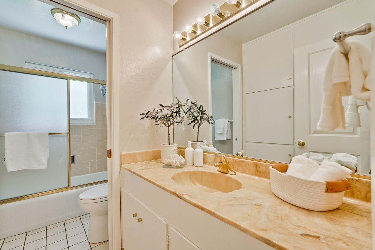 Detail Gallery Image 31 of 48 For 835 Rose Blossom Dr, Cupertino,  CA 95014 - 3 Beds | 2 Baths