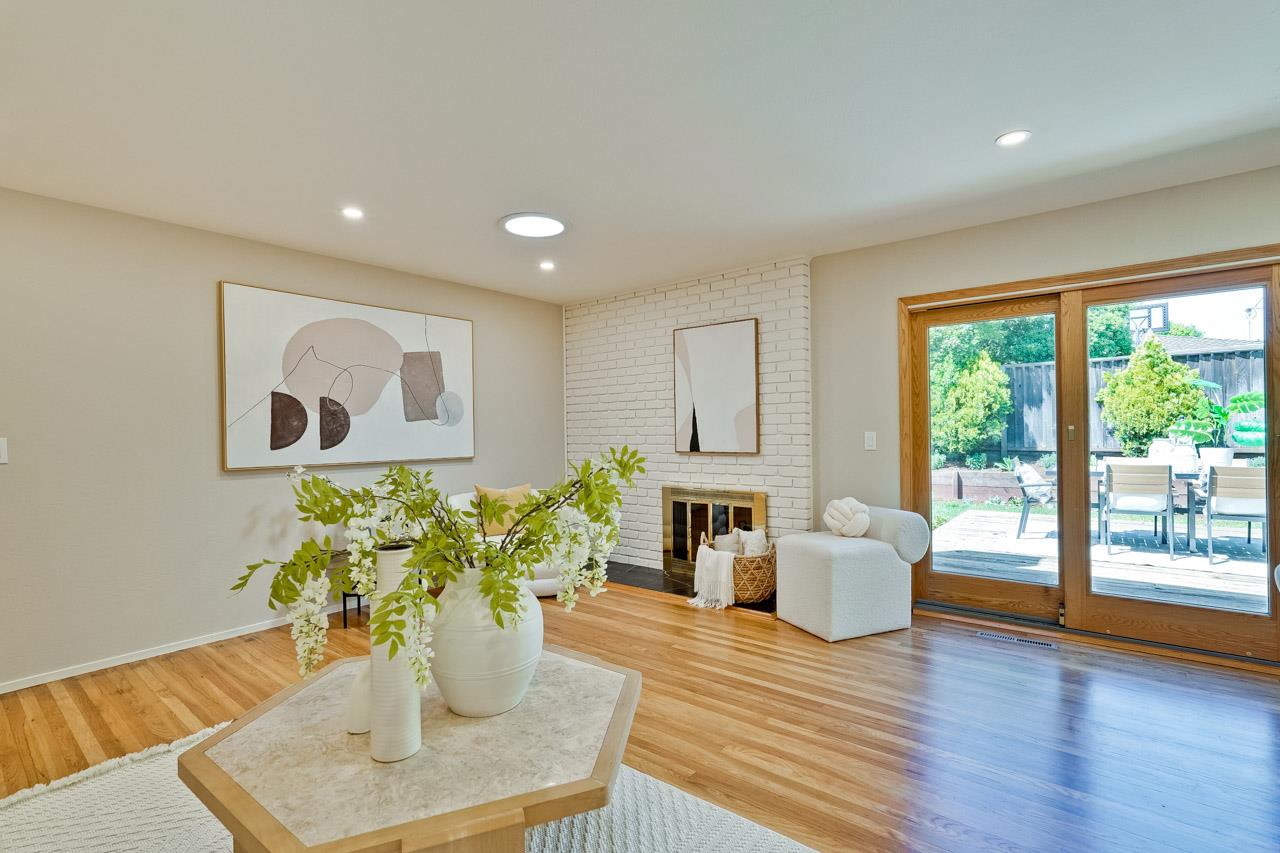 Detail Gallery Image 8 of 48 For 835 Rose Blossom Dr, Cupertino,  CA 95014 - 3 Beds | 2 Baths