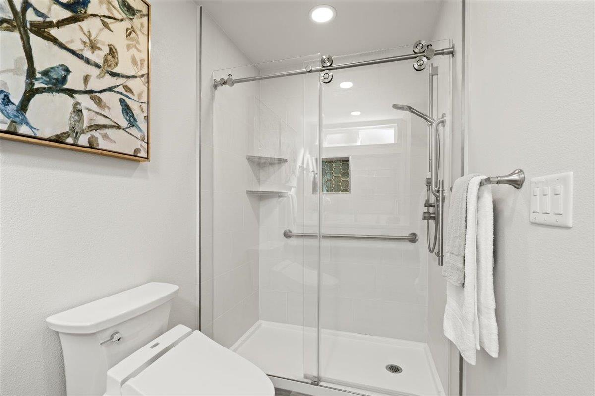 Detail Gallery Image 25 of 34 For 4908 Rice Dr, San Jose,  CA 95111 - 4 Beds | 2 Baths