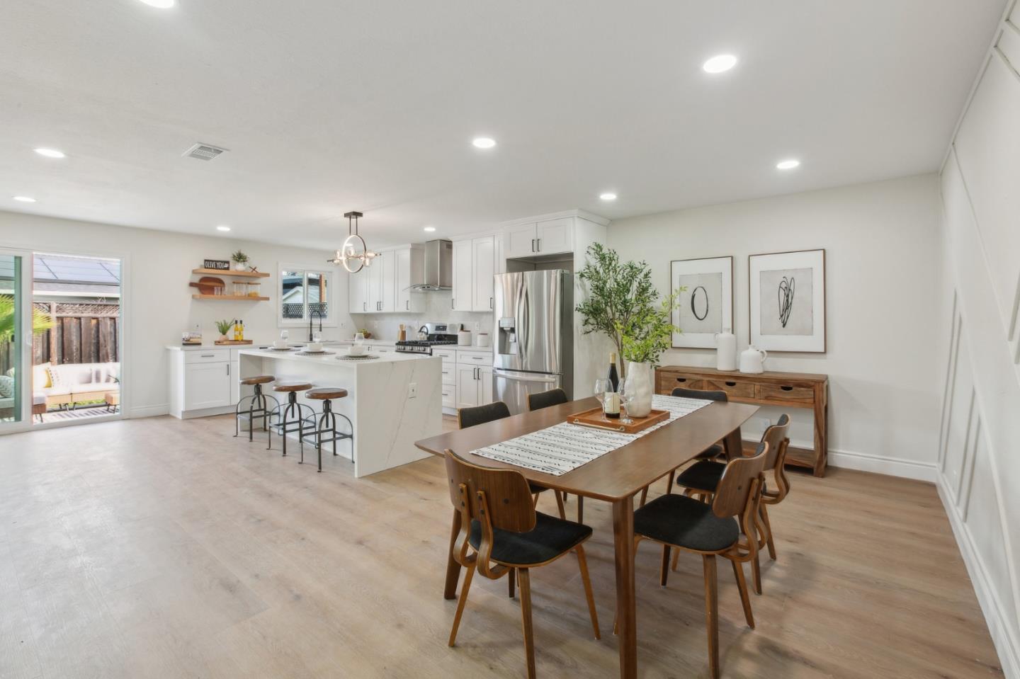 Detail Gallery Image 15 of 43 For 639 Curie Dr, San Jose,  CA 95123 - 3 Beds | 2 Baths