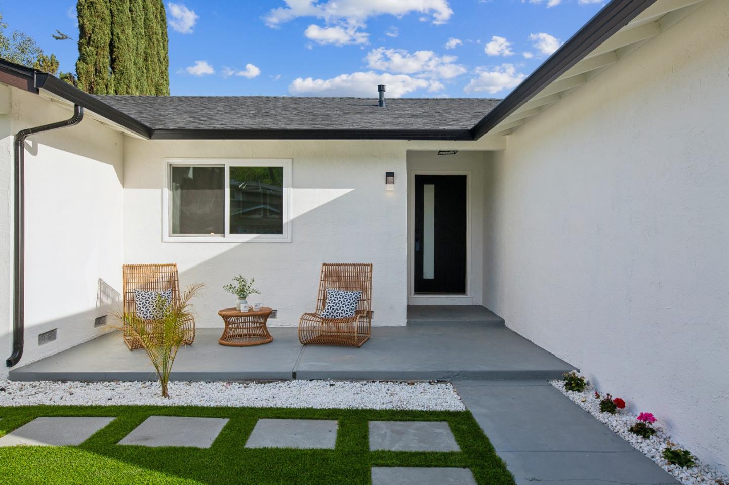Detail Gallery Image 2 of 43 For 639 Curie Dr, San Jose,  CA 95123 - 3 Beds | 2 Baths