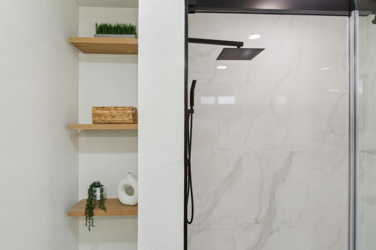 Detail Gallery Image 28 of 43 For 639 Curie Dr, San Jose,  CA 95123 - 3 Beds | 2 Baths