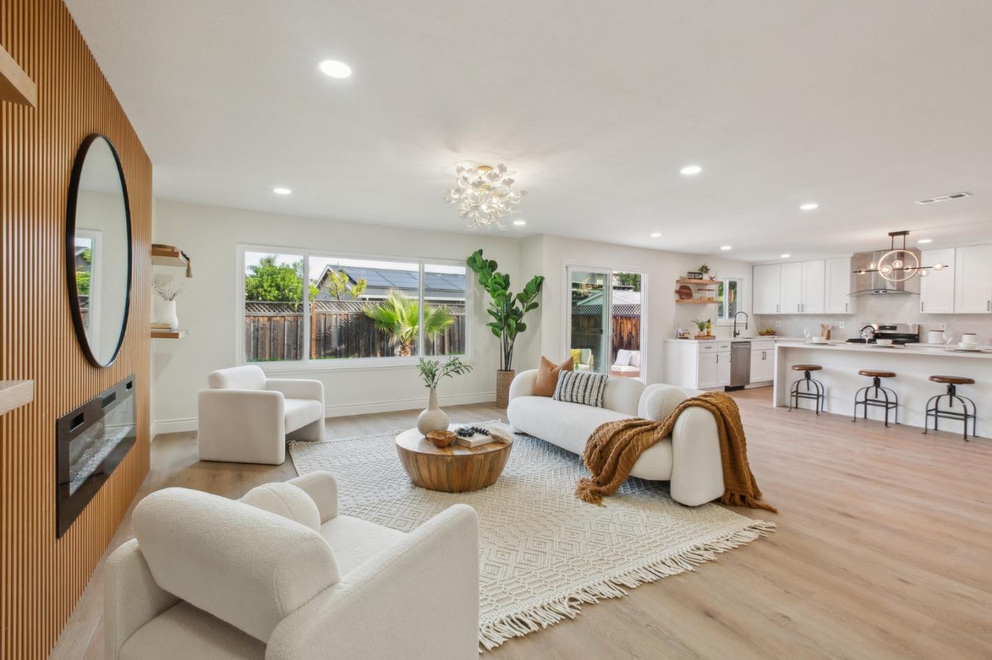 Detail Gallery Image 5 of 43 For 639 Curie Dr, San Jose,  CA 95123 - 3 Beds | 2 Baths