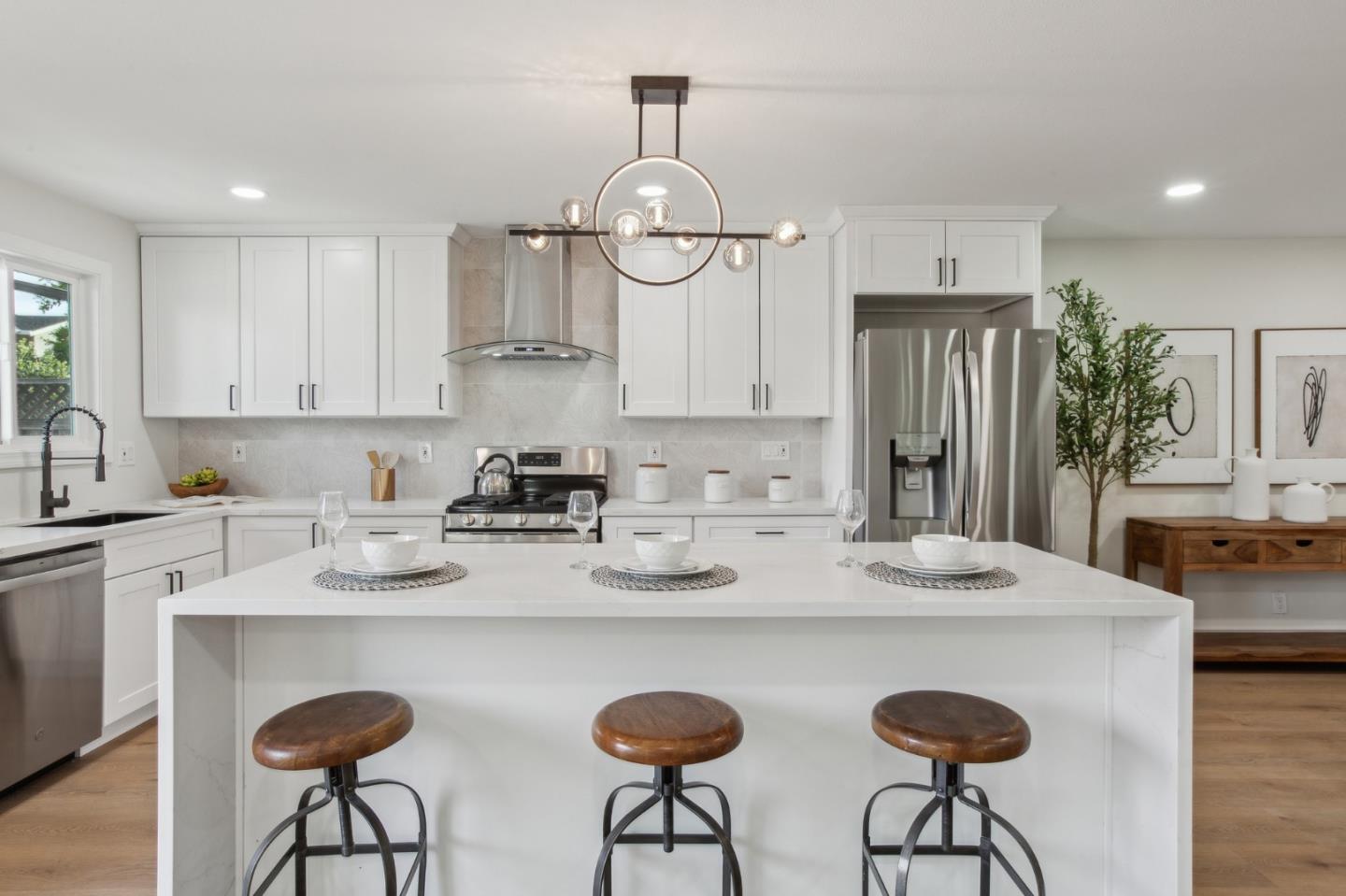 Detail Gallery Image 9 of 43 For 639 Curie Dr, San Jose,  CA 95123 - 3 Beds | 2 Baths
