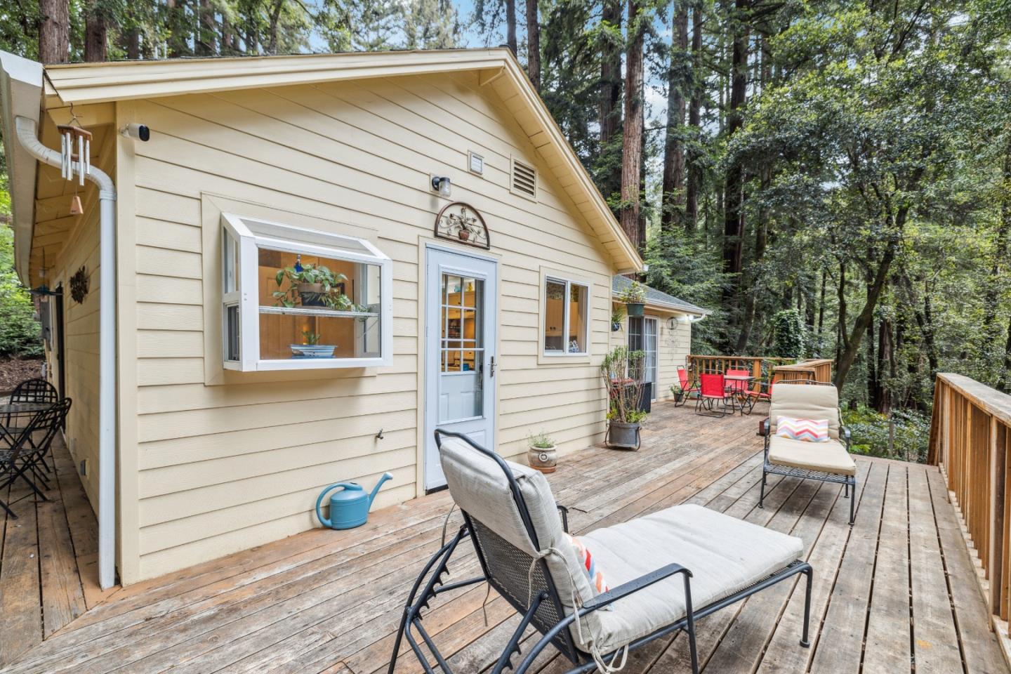 Detail Gallery Image 14 of 34 For 415 Gold Ave, Felton,  CA 95018 - 2 Beds | 2 Baths