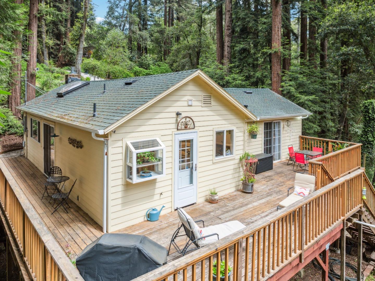 Detail Gallery Image 15 of 34 For 415 Gold Ave, Felton,  CA 95018 - 2 Beds | 2 Baths