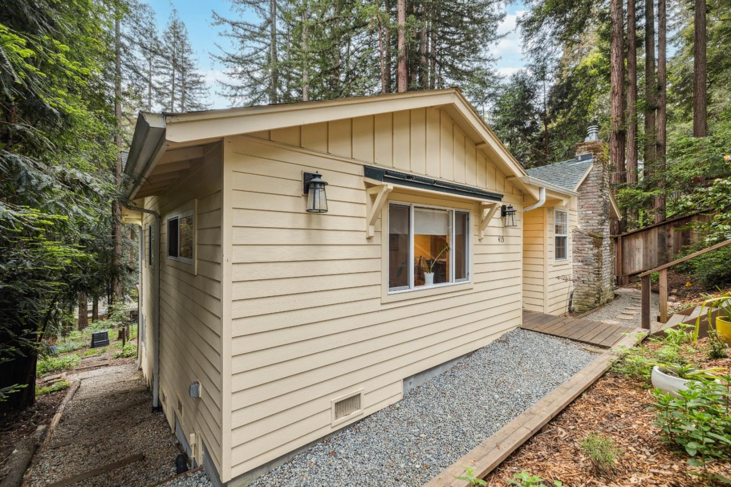 Detail Gallery Image 19 of 34 For 415 Gold Ave, Felton,  CA 95018 - 2 Beds | 2 Baths