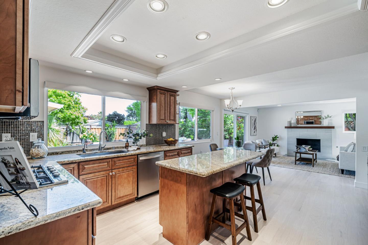 Detail Gallery Image 12 of 43 For 1536 Saint Helena Dr, Danville,  CA 94526 - 4 Beds | 3 Baths