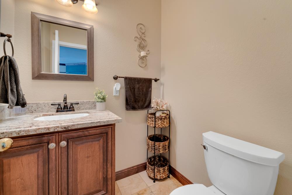 Detail Gallery Image 29 of 51 For 2369 S Creekside Dr, Los Banos,  CA 93635 - 3 Beds | 2/1 Baths