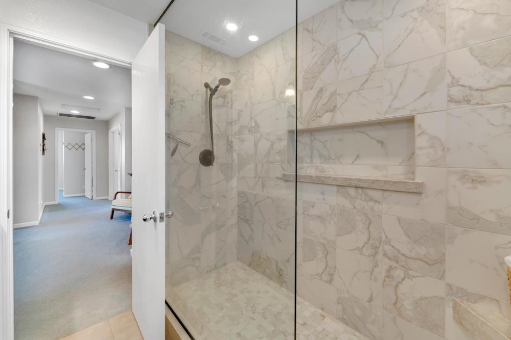 Detail Gallery Image 31 of 51 For 2369 S Creekside Dr, Los Banos,  CA 93635 - 3 Beds | 2/1 Baths