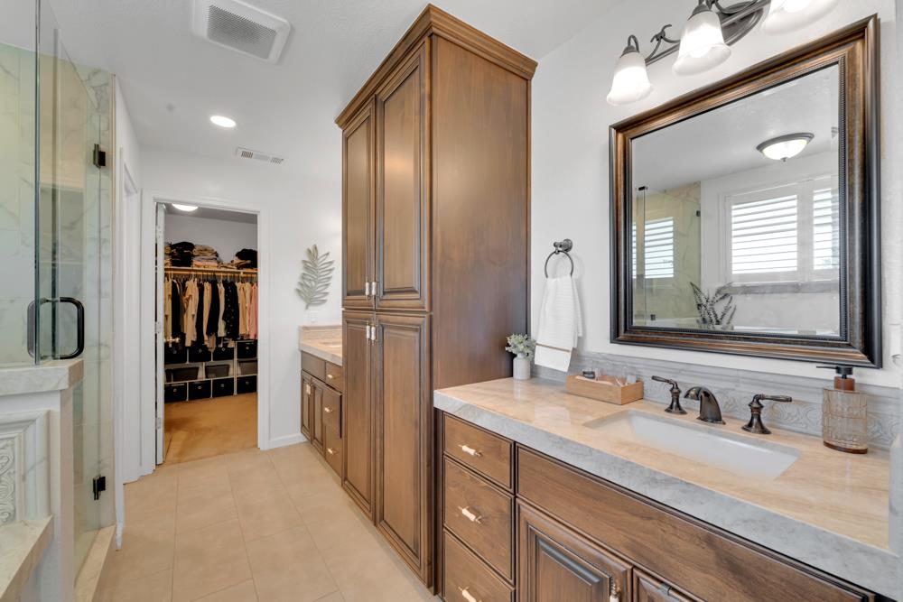 Detail Gallery Image 48 of 51 For 2369 S Creekside Dr, Los Banos,  CA 93635 - 3 Beds | 2/1 Baths