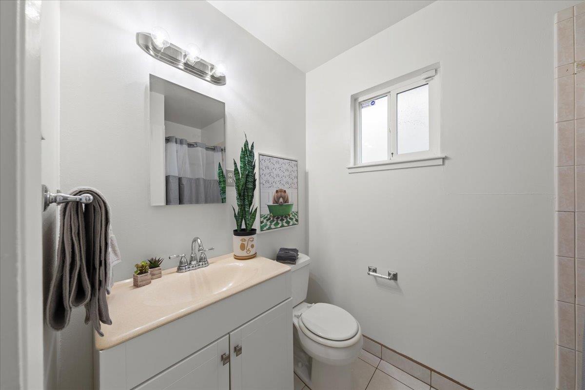 Detail Gallery Image 25 of 34 For 2804 Steinhart Ct, Santa Clara,  CA 95051 - 3 Beds | 2 Baths