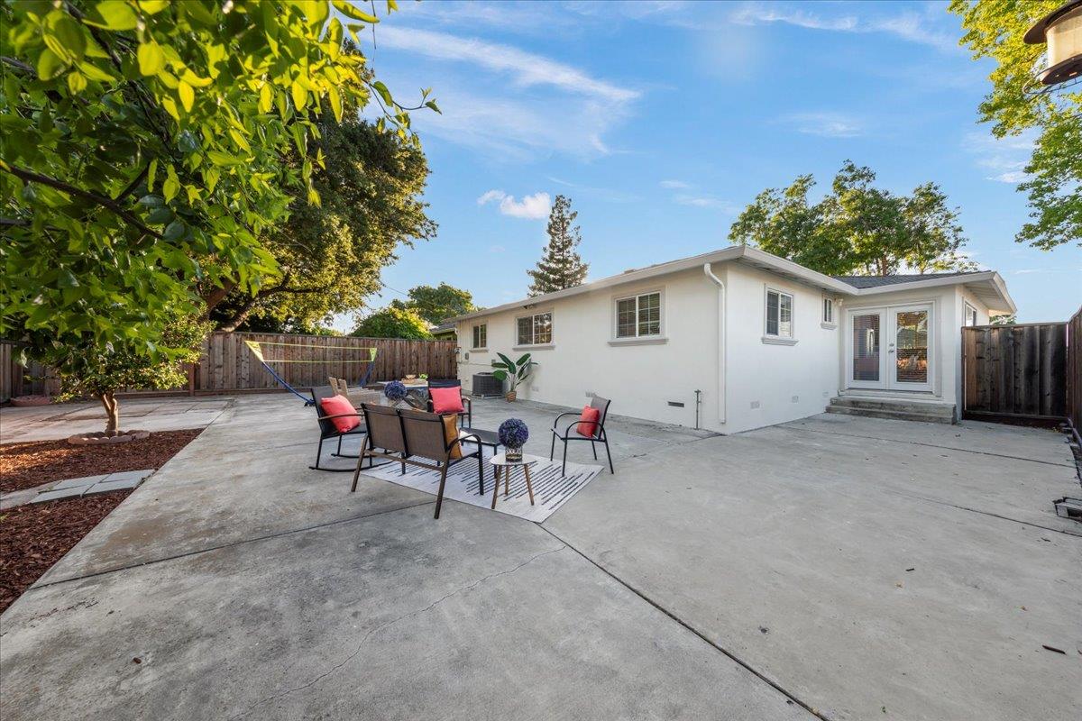 Detail Gallery Image 28 of 34 For 2804 Steinhart Ct, Santa Clara,  CA 95051 - 3 Beds | 2 Baths