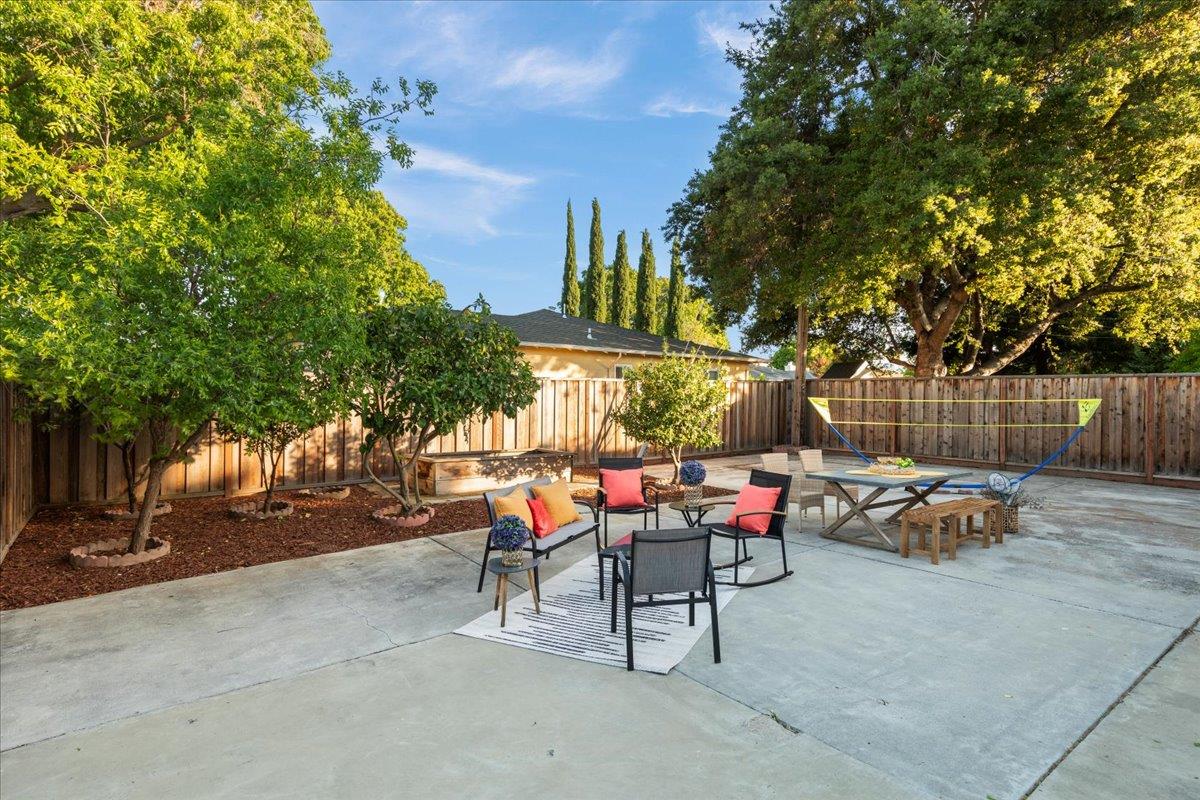 Detail Gallery Image 30 of 34 For 2804 Steinhart Ct, Santa Clara,  CA 95051 - 3 Beds | 2 Baths