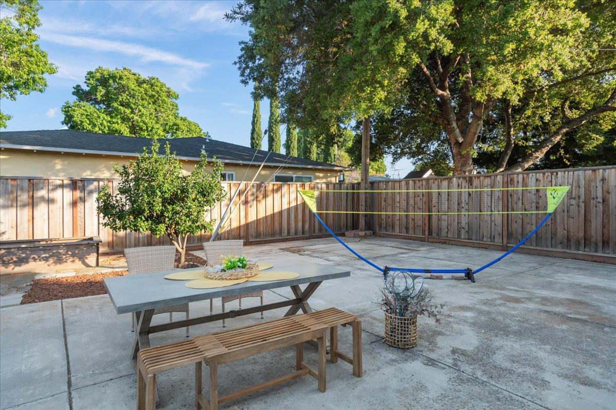 Detail Gallery Image 33 of 34 For 2804 Steinhart Ct, Santa Clara,  CA 95051 - 3 Beds | 2 Baths