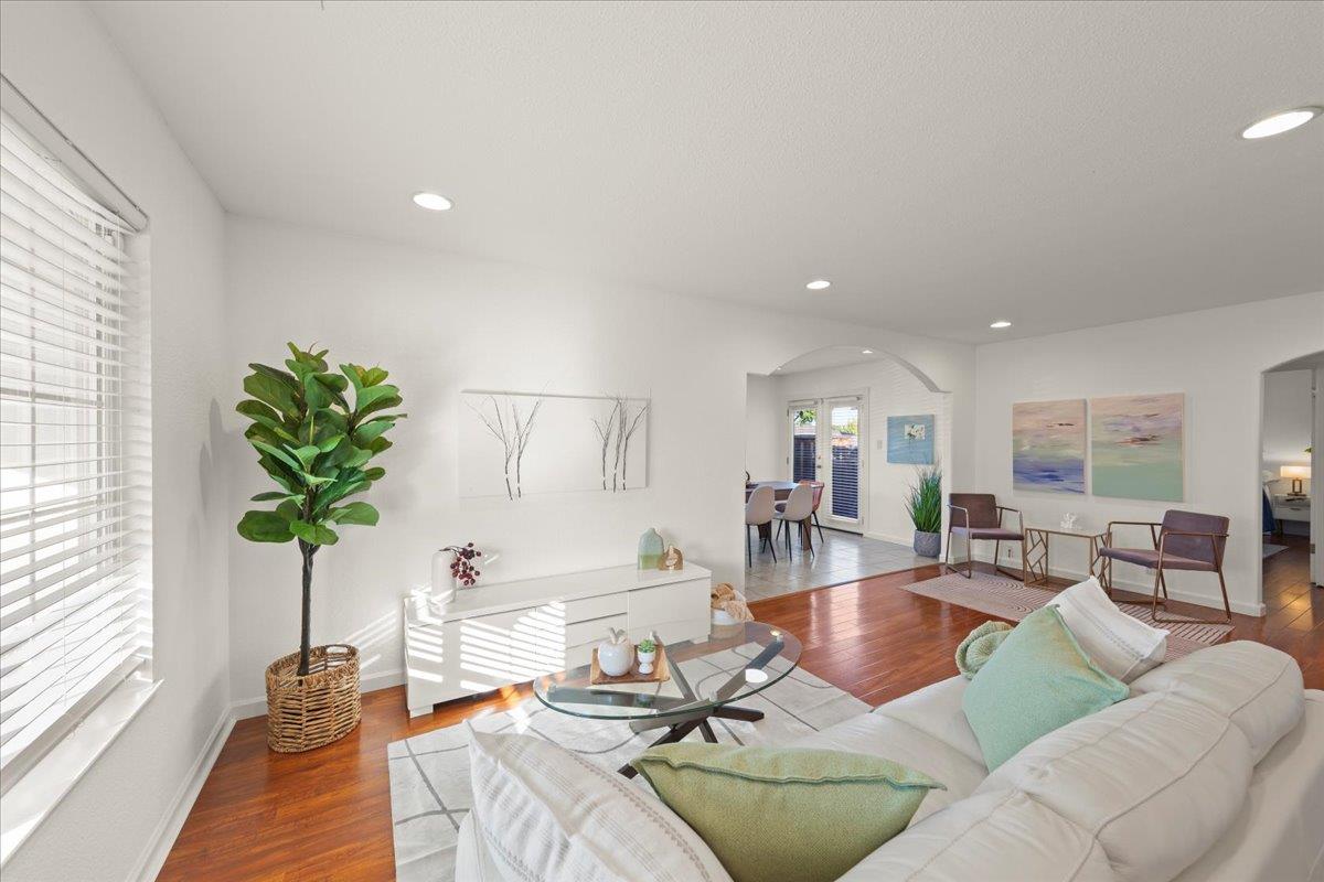 Detail Gallery Image 8 of 34 For 2804 Steinhart Ct, Santa Clara,  CA 95051 - 3 Beds | 2 Baths
