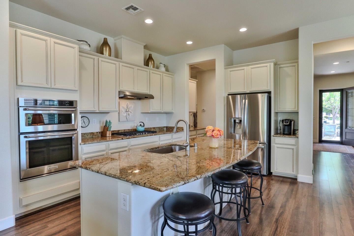 Detail Gallery Image 11 of 94 For 2671 Glen Echo Ln, Manteca,  CA 95336 - 3 Beds | 2 Baths