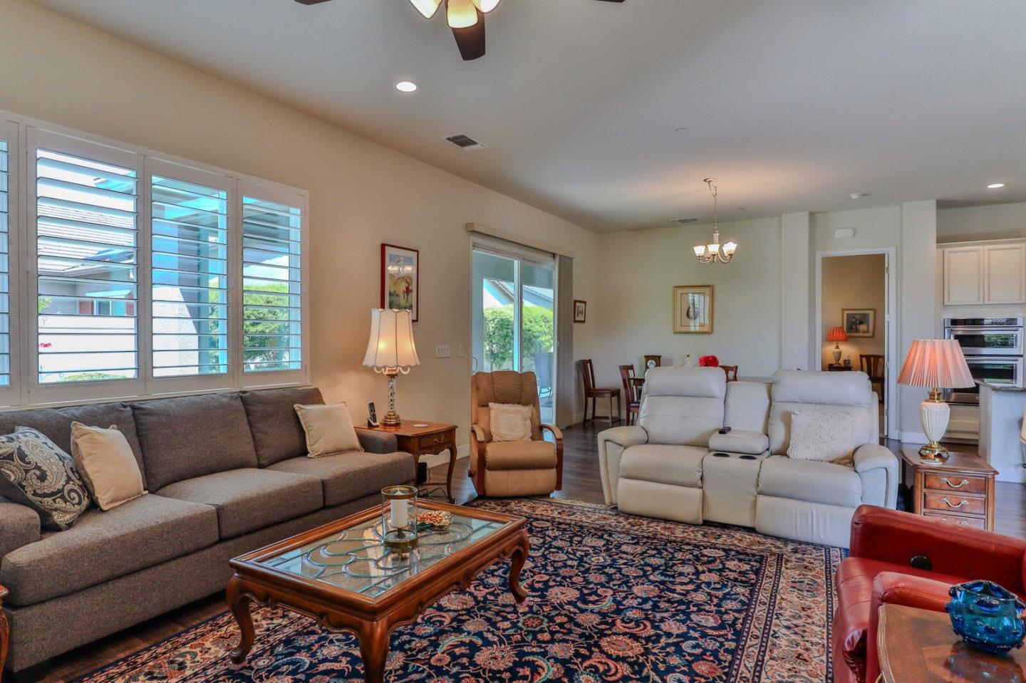 Detail Gallery Image 18 of 94 For 2671 Glen Echo Ln, Manteca,  CA 95336 - 3 Beds | 2 Baths