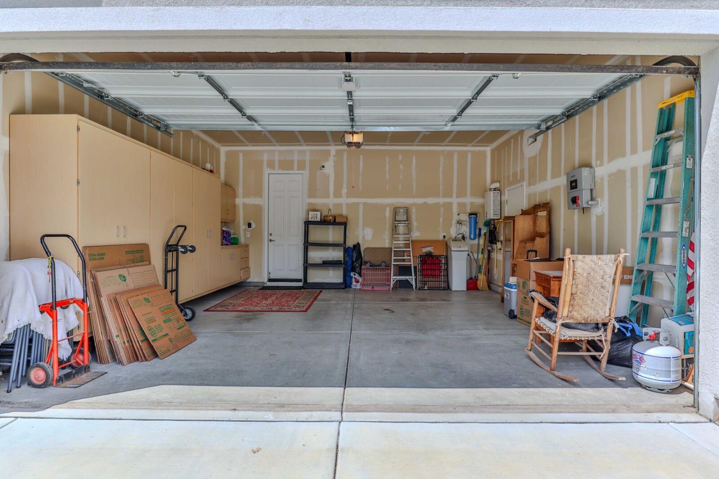 Detail Gallery Image 37 of 94 For 2671 Glen Echo Ln, Manteca,  CA 95336 - 3 Beds | 2 Baths