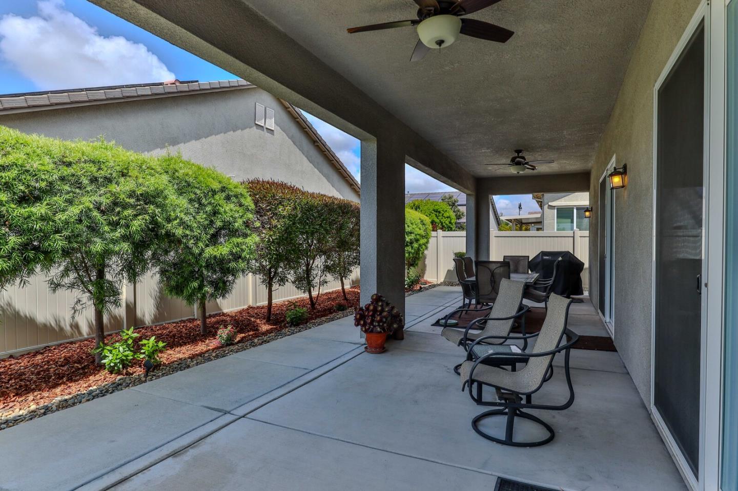 Detail Gallery Image 45 of 94 For 2671 Glen Echo Ln, Manteca,  CA 95336 - 3 Beds | 2 Baths