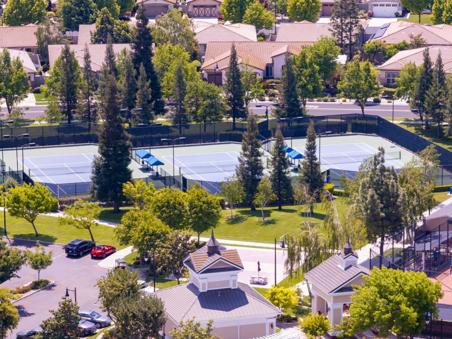 Detail Gallery Image 69 of 94 For 2671 Glen Echo Ln, Manteca,  CA 95336 - 3 Beds | 2 Baths