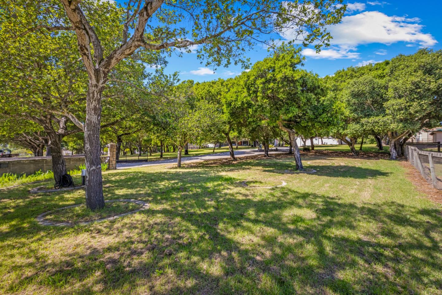 Detail Gallery Image 35 of 56 For 229 Payne Rd, San Juan Bautista,  CA 95045 - 2 Beds | 3/1 Baths