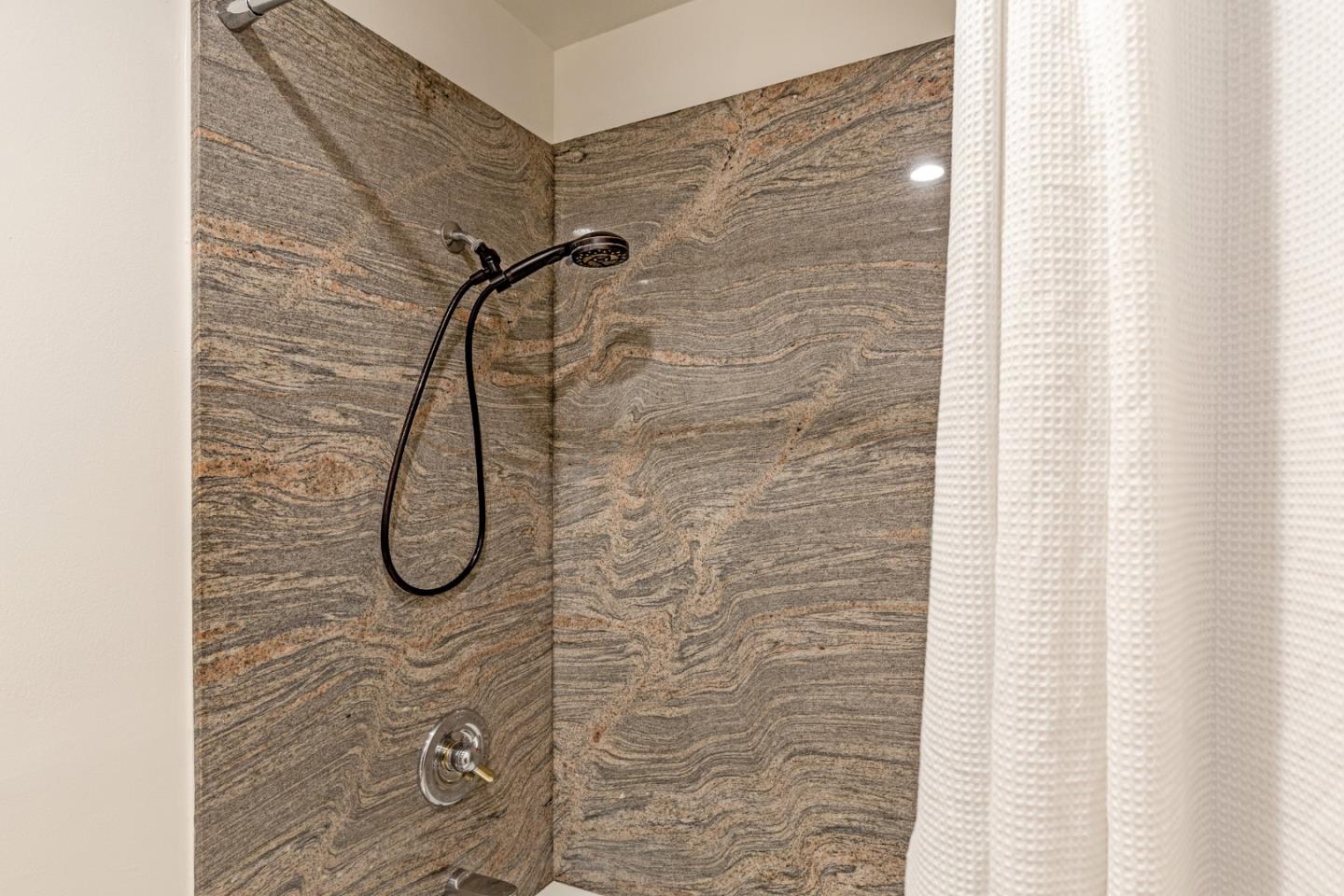 Detail Gallery Image 15 of 19 For 254 Omira Dr, San Jose,  CA 95123 - 4 Beds | 2 Baths