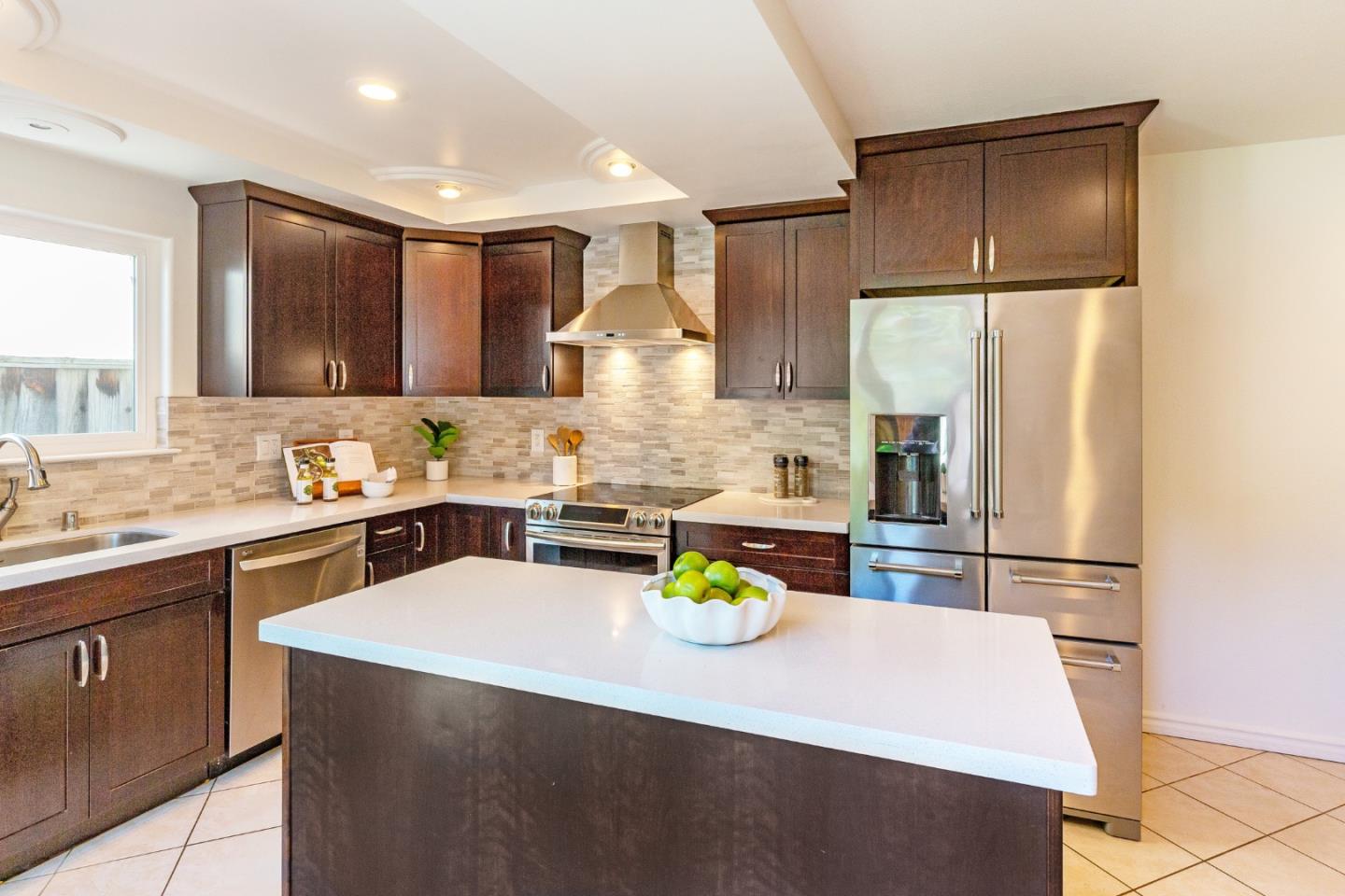 Detail Gallery Image 6 of 19 For 254 Omira Dr, San Jose,  CA 95123 - 4 Beds | 2 Baths