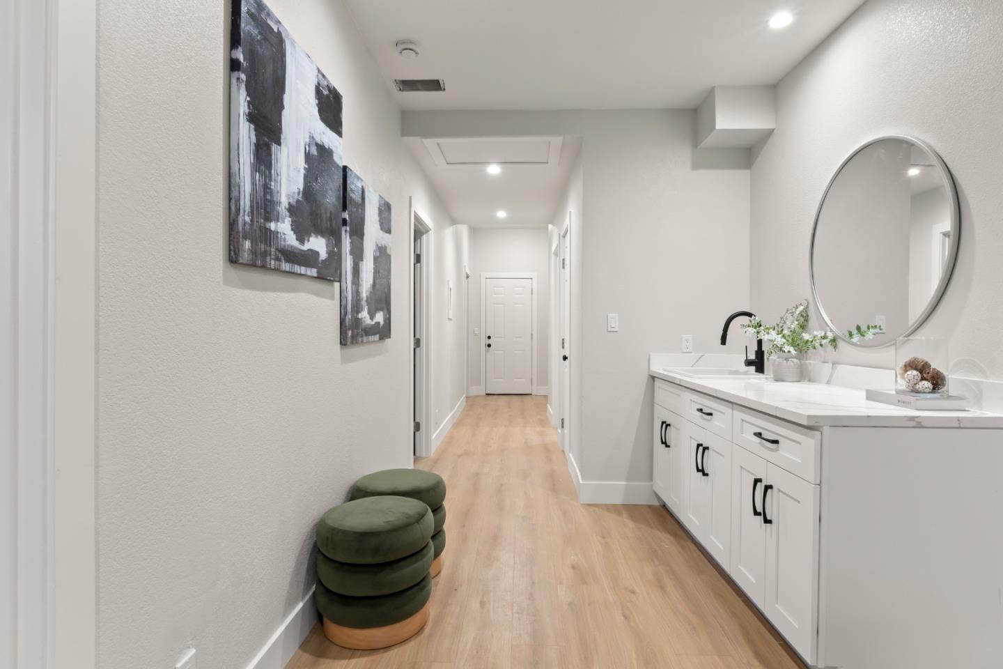 Detail Gallery Image 18 of 21 For 245 Silver Ave, San Francisco,  CA 94112 - 5 Beds | 3 Baths
