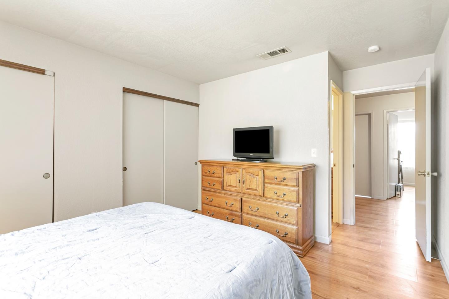 Detail Gallery Image 11 of 21 For 9124 Connell Ct, Gilroy,  CA 95020 - 4 Beds | 2 Baths