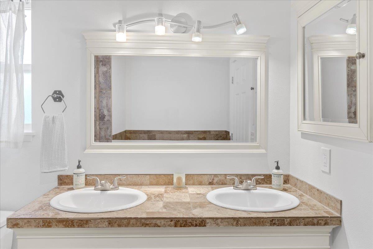 Detail Gallery Image 16 of 26 For 33 Fourth St, Spreckels,  CA 93962 - 3 Beds | 2/1 Baths