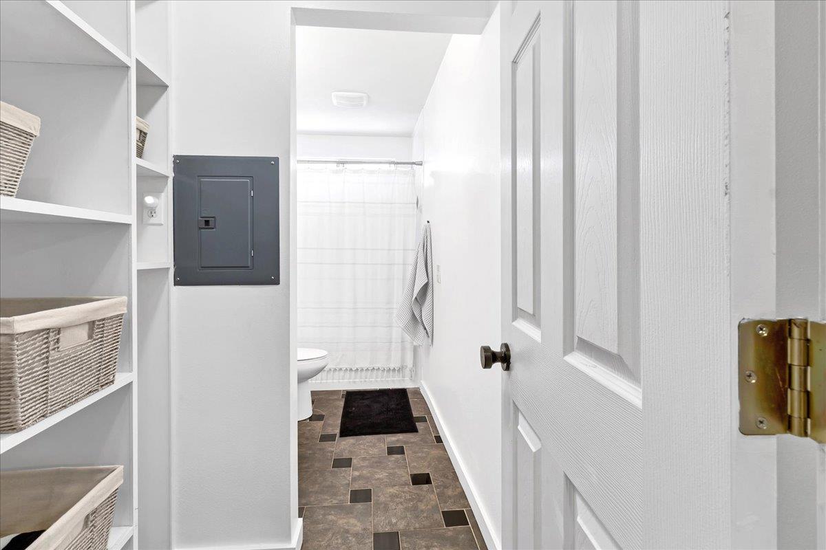 Detail Gallery Image 19 of 26 For 33 Fourth St, Spreckels,  CA 93962 - 3 Beds | 2/1 Baths