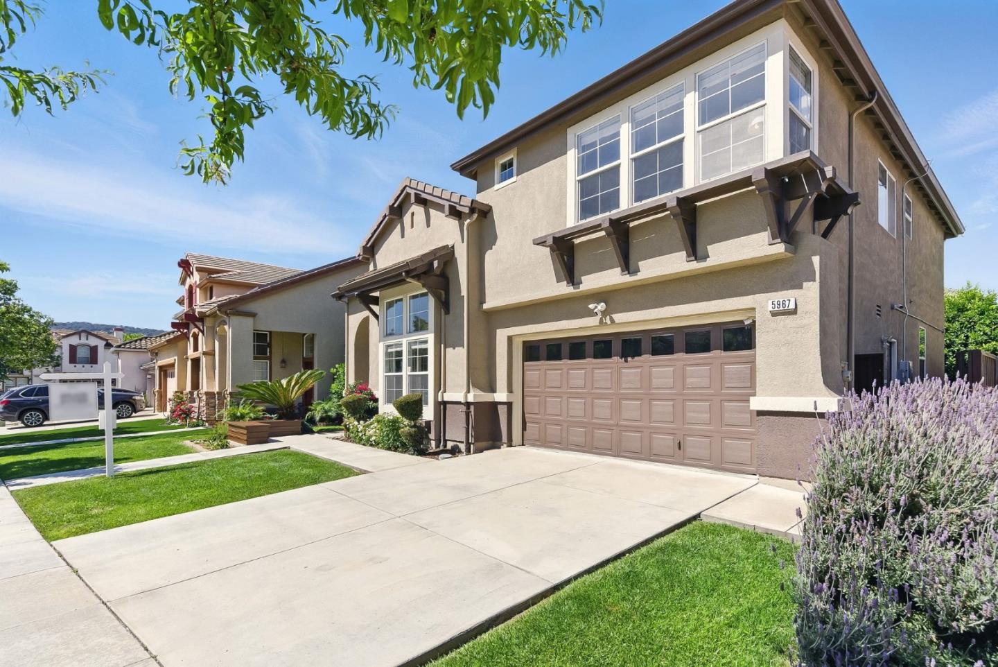 Detail Gallery Image 3 of 49 For 5967 Sage Dr, San Jose,  CA 95123 - 4 Beds | 3 Baths