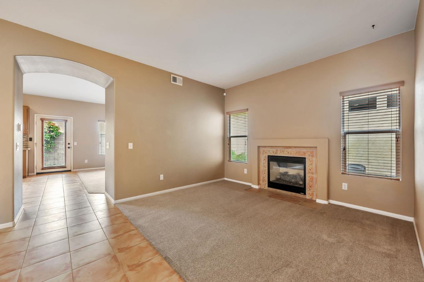 Detail Gallery Image 6 of 37 For 1308 Battle Creek Rd, Chula Vista,  CA 91913 - 3 Beds | 2/1 Baths