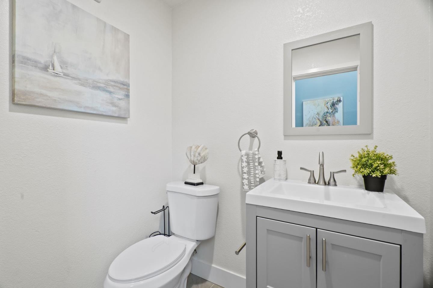 Detail Gallery Image 14 of 69 For 30680 Loma Chiquita Rd, Los Gatos,  CA 95033 - 4 Beds | 2/1 Baths
