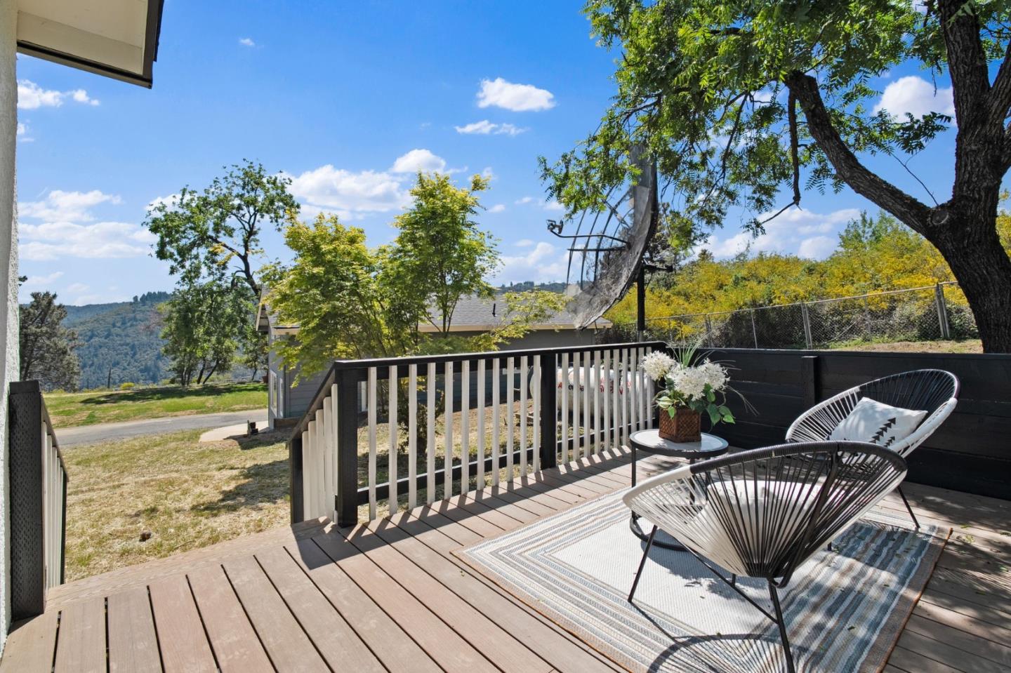 Detail Gallery Image 31 of 69 For 30680 Loma Chiquita Rd, Los Gatos,  CA 95033 - 4 Beds | 2/1 Baths