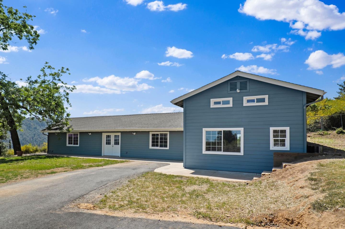 Detail Gallery Image 34 of 69 For 30680 Loma Chiquita Rd, Los Gatos,  CA 95033 - 4 Beds | 2/1 Baths