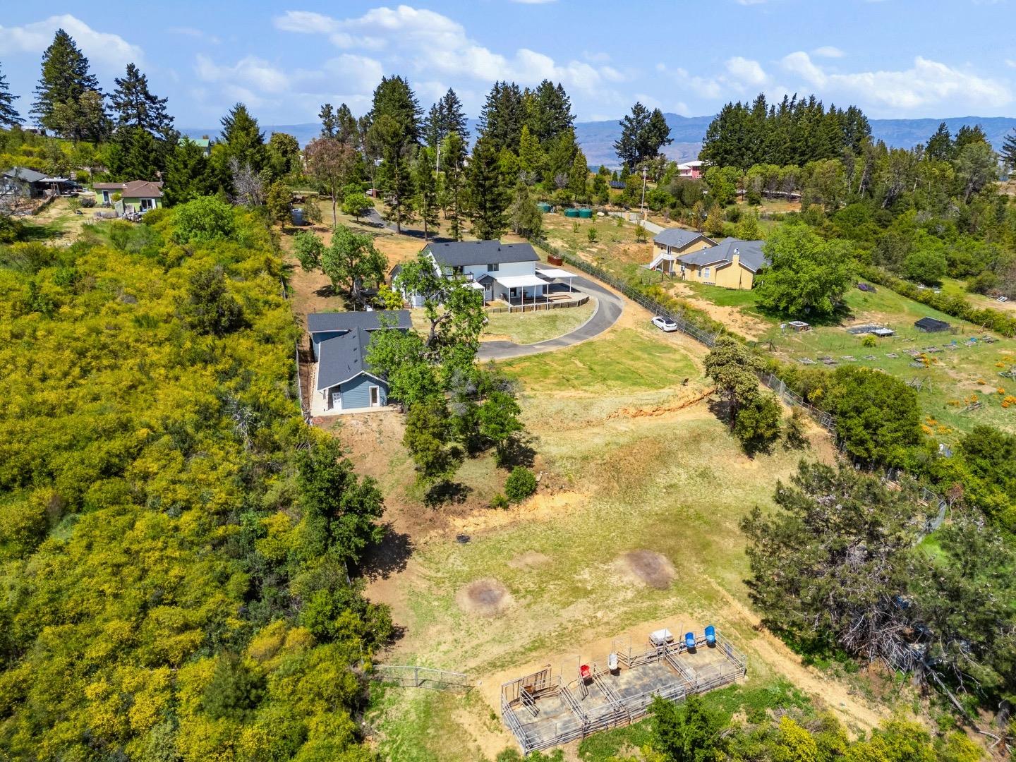 Detail Gallery Image 65 of 69 For 30680 Loma Chiquita Rd, Los Gatos,  CA 95033 - 4 Beds | 2/1 Baths