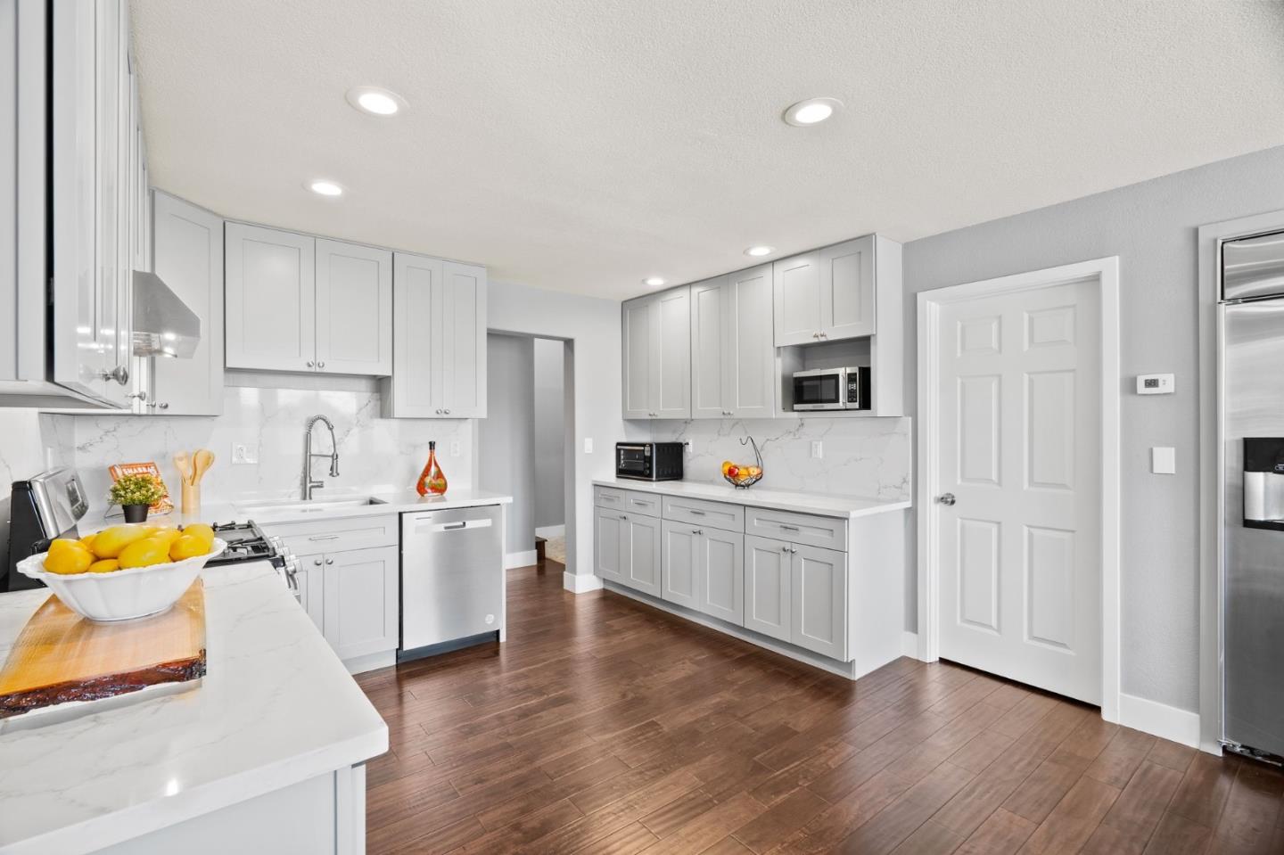 Detail Gallery Image 7 of 69 For 30680 Loma Chiquita Rd, Los Gatos,  CA 95033 - 4 Beds | 2/1 Baths