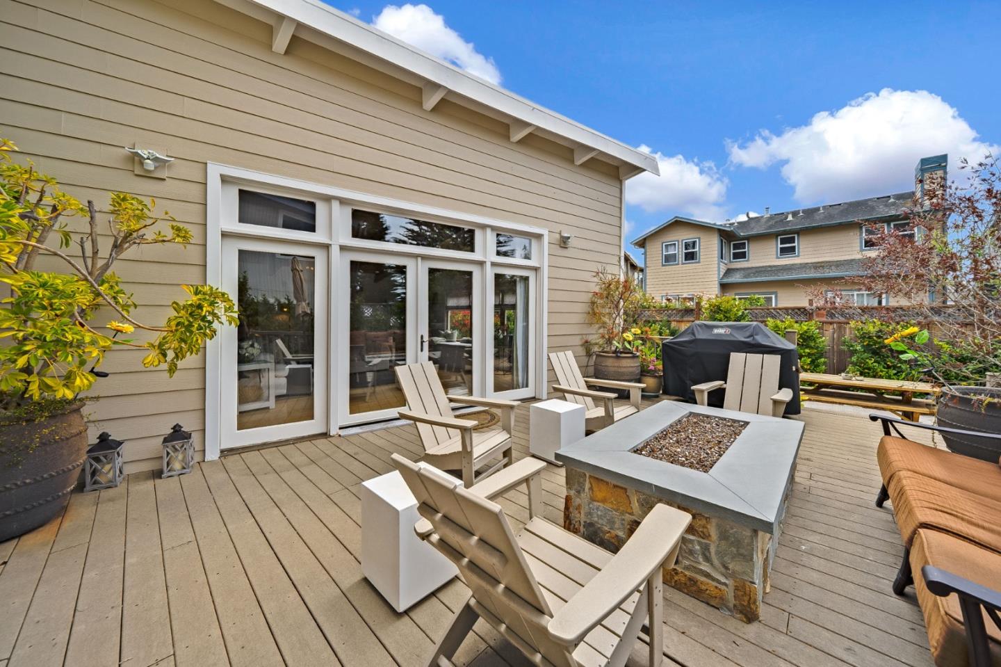 Detail Gallery Image 33 of 63 For 408 Roosevelt Blvd, Half Moon Bay,  CA 94019 - 3 Beds | 3/1 Baths