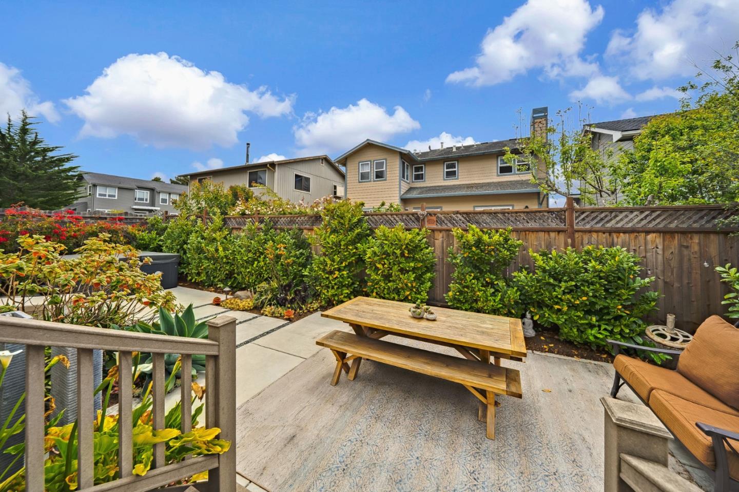 Detail Gallery Image 36 of 63 For 408 Roosevelt Blvd, Half Moon Bay,  CA 94019 - 3 Beds | 3/1 Baths