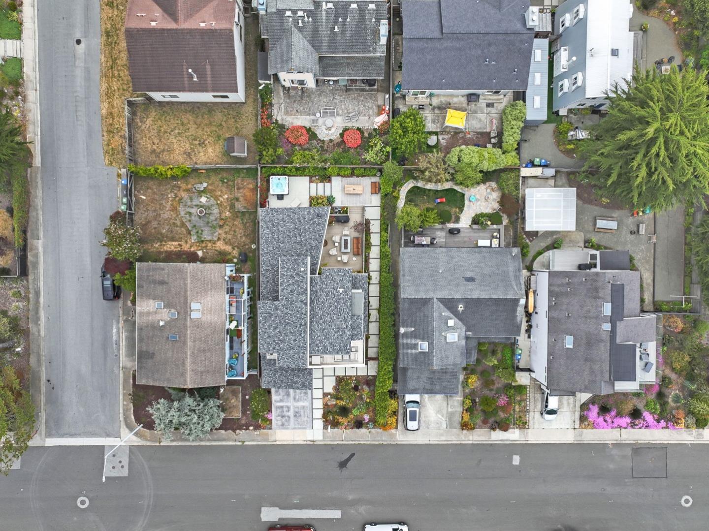 Detail Gallery Image 46 of 63 For 408 Roosevelt Blvd, Half Moon Bay,  CA 94019 - 3 Beds | 3/1 Baths