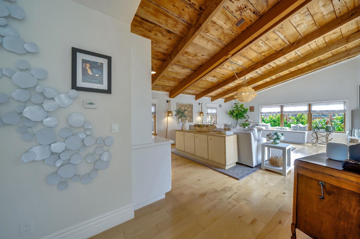 Detail Gallery Image 5 of 63 For 408 Roosevelt Blvd, Half Moon Bay,  CA 94019 - 3 Beds | 3/1 Baths